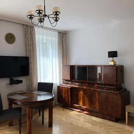 Art Deco Apartment
